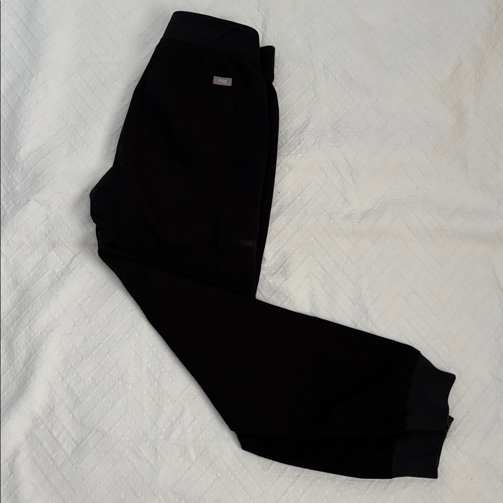 Figs Black Zamora jogger pants
XS/petite - Picture 3 of 3